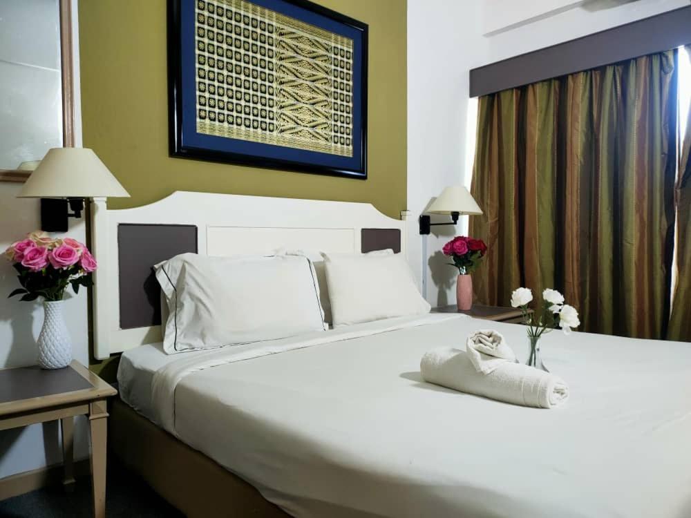 Beachfront Full Sea Penang Танджунг Бунга Екстериор снимка