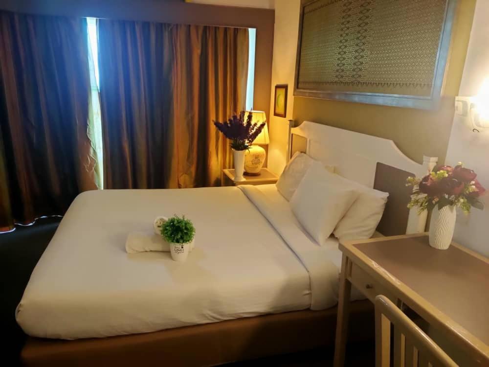 Beachfront Full Sea Penang Танджунг Бунга Екстериор снимка