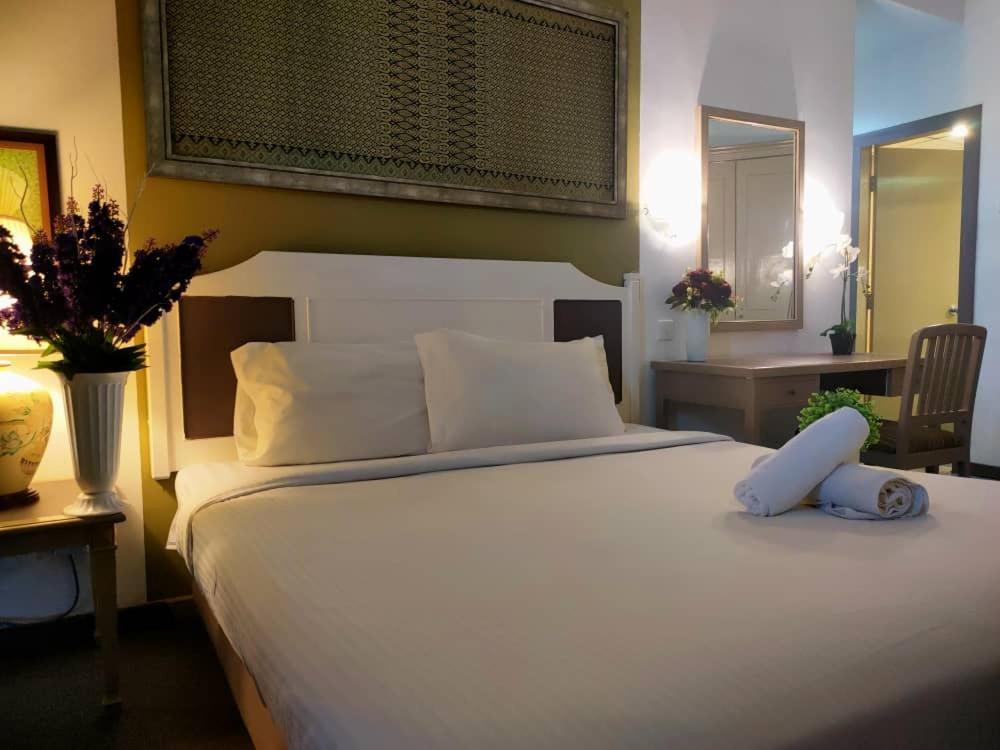 Beachfront Full Sea Penang Танджунг Бунга Екстериор снимка