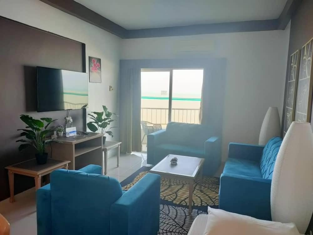 Beachfront Full Sea Penang Танджунг Бунга Екстериор снимка